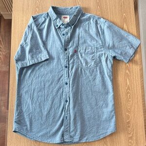 Levi's Light Blue Chambray Casual Button Down Shirt